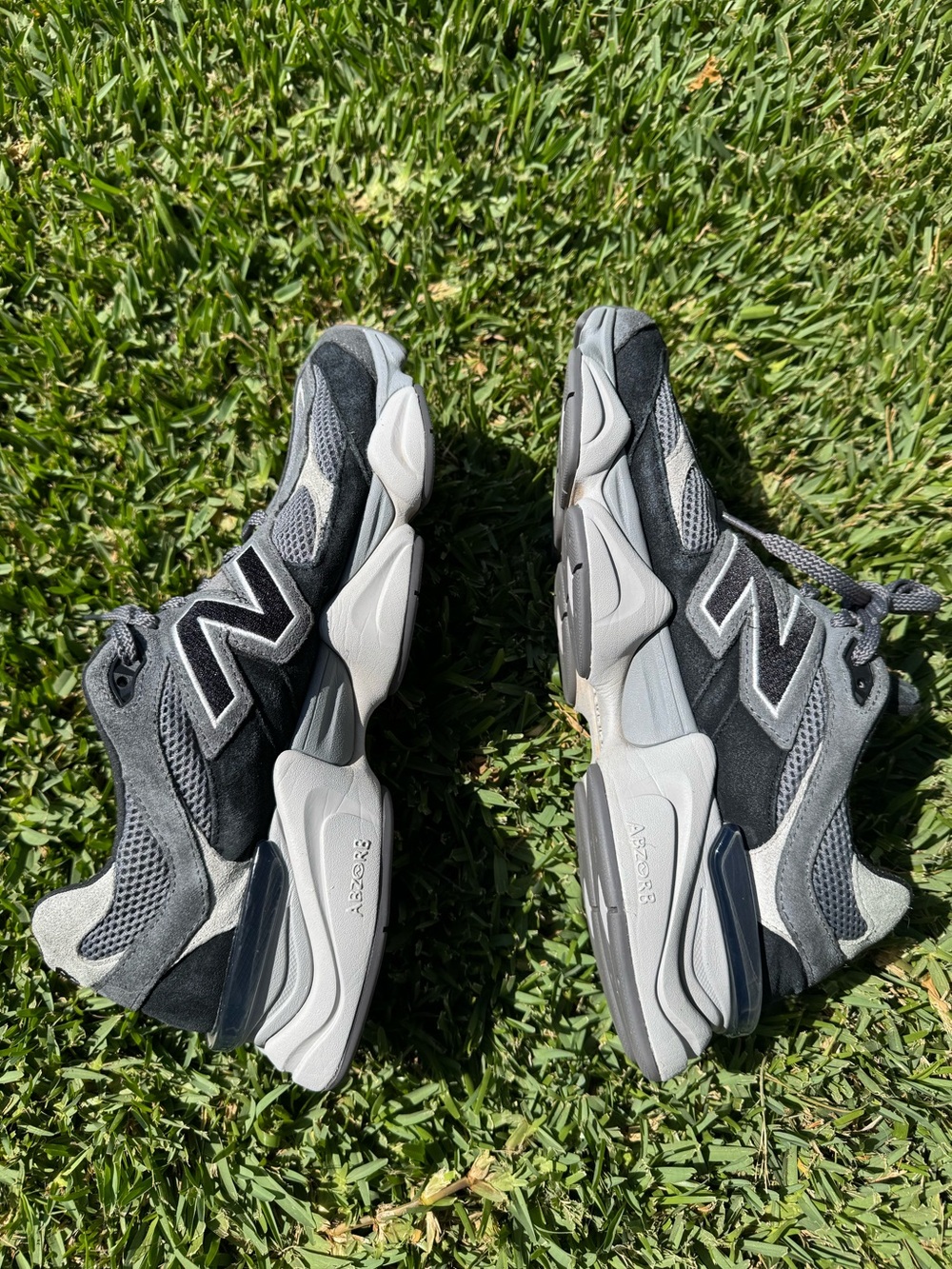 New Balance Gender Inclusive 9060 Sneaker - Picture 8 of 11